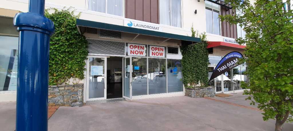 Laundromat listing image