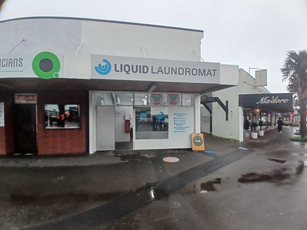 Laundromat listing image
