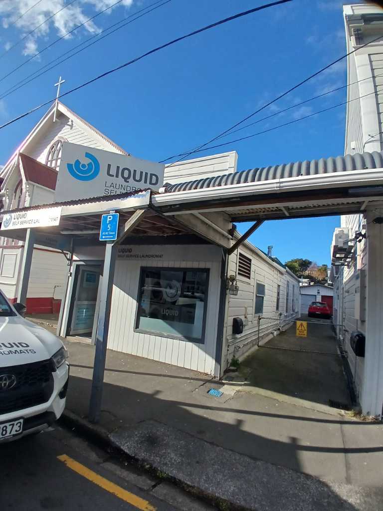 Laundromat listing image