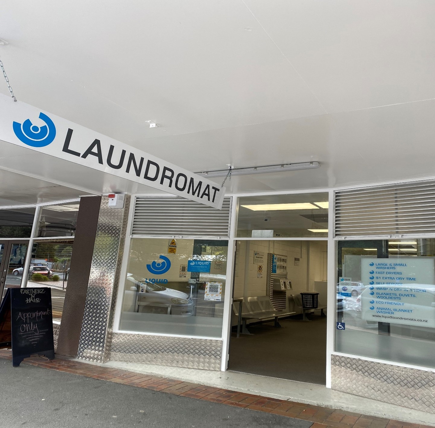 Laundromat listing image