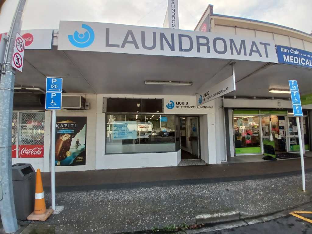 Laundromat listing image