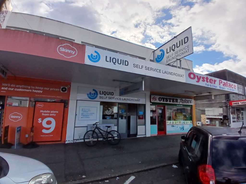 Laundromat listing image