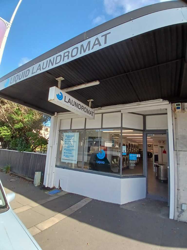 Laundromat listing image