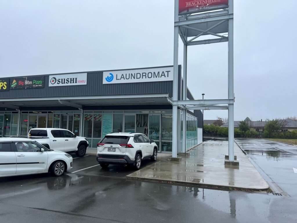 Laundromat listing image