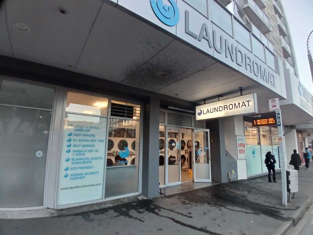 Laundromat listing image