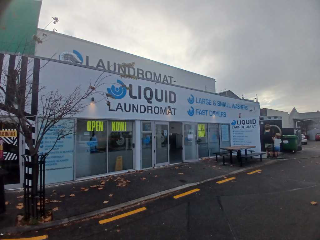 Laundromat listing image