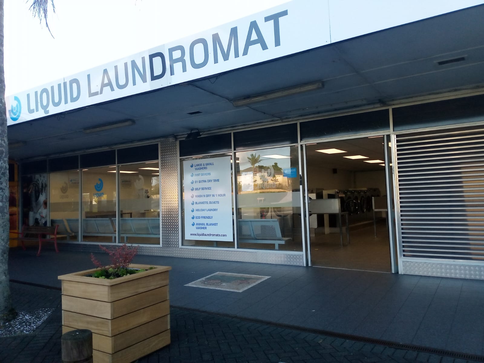 Laundromat listing image