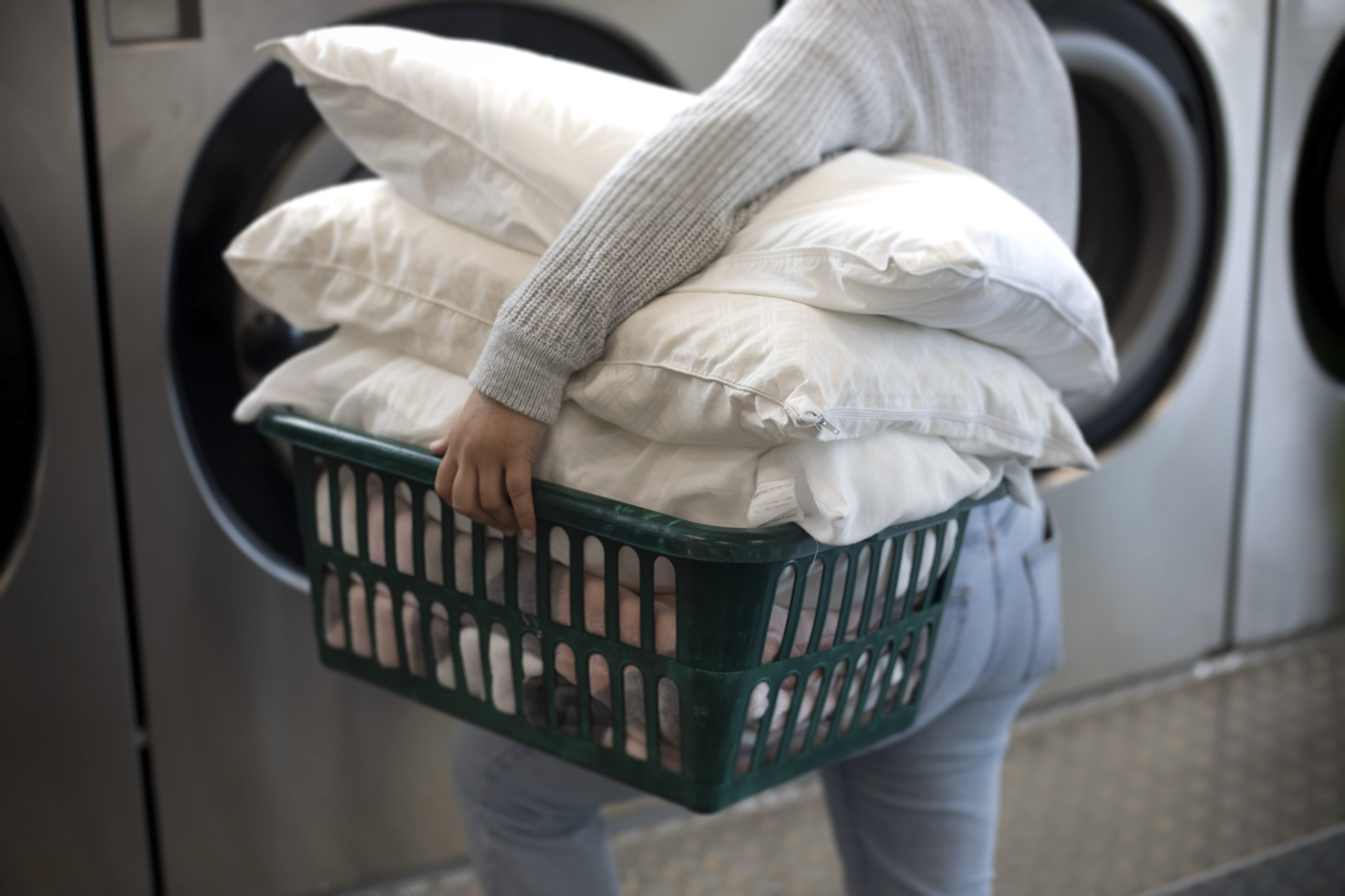 How to Wash Pillows at the Laundromat | Liquid Laundromats