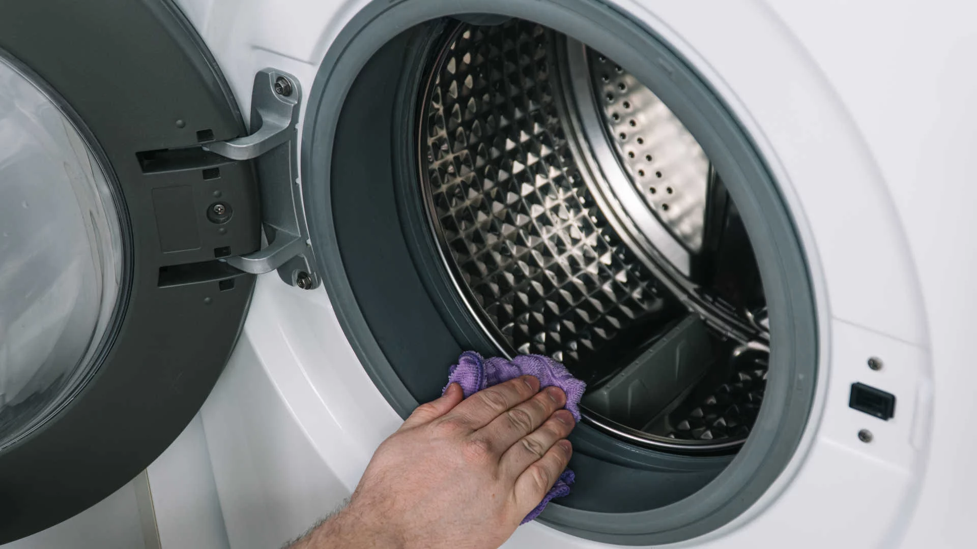 Laundromat Hygiene and the Dangers of Ignoring it
