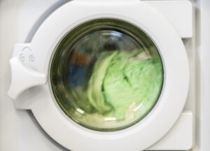 Spinning laundry in washing machine